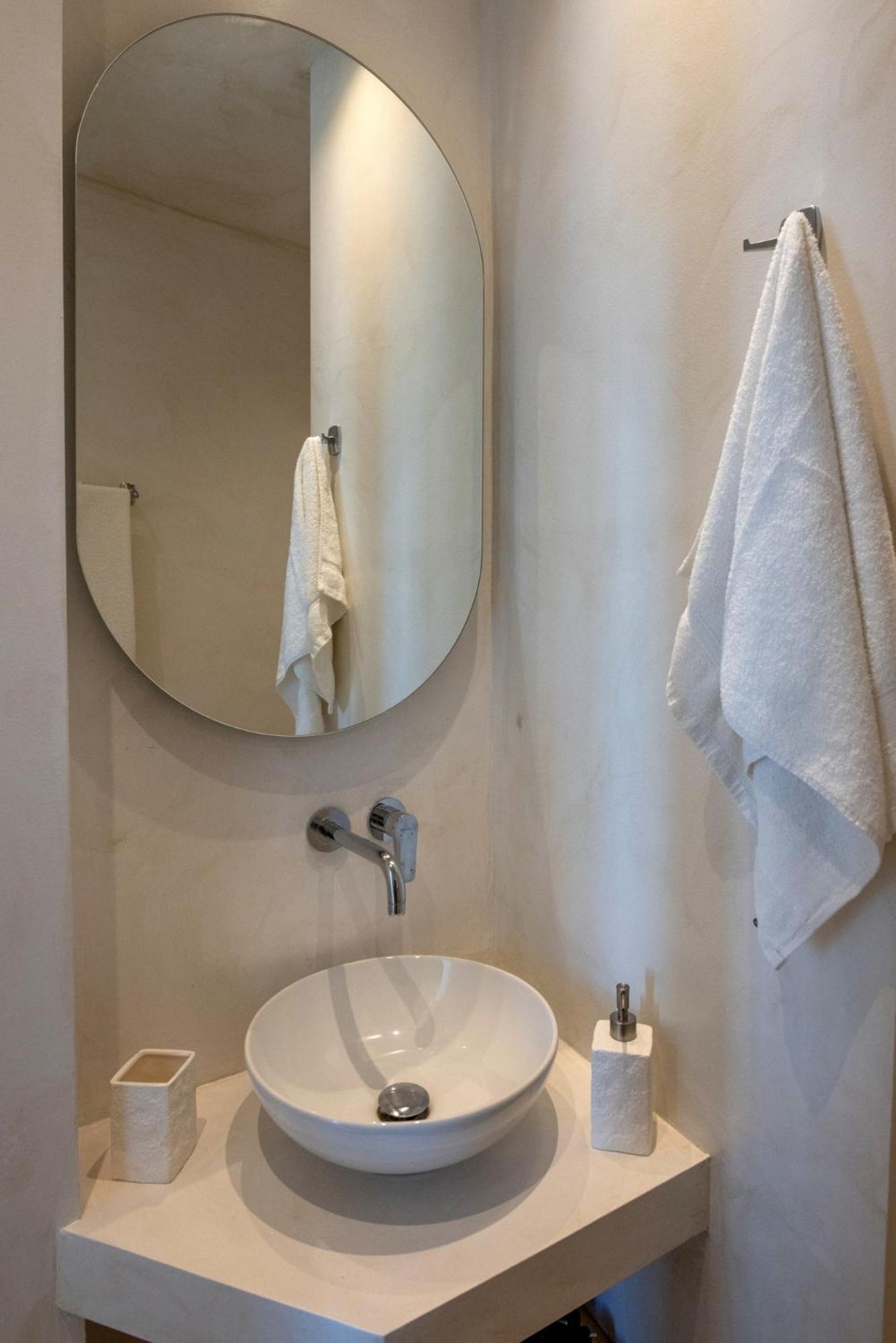 Alora Suites Tínos エクステリア 写真